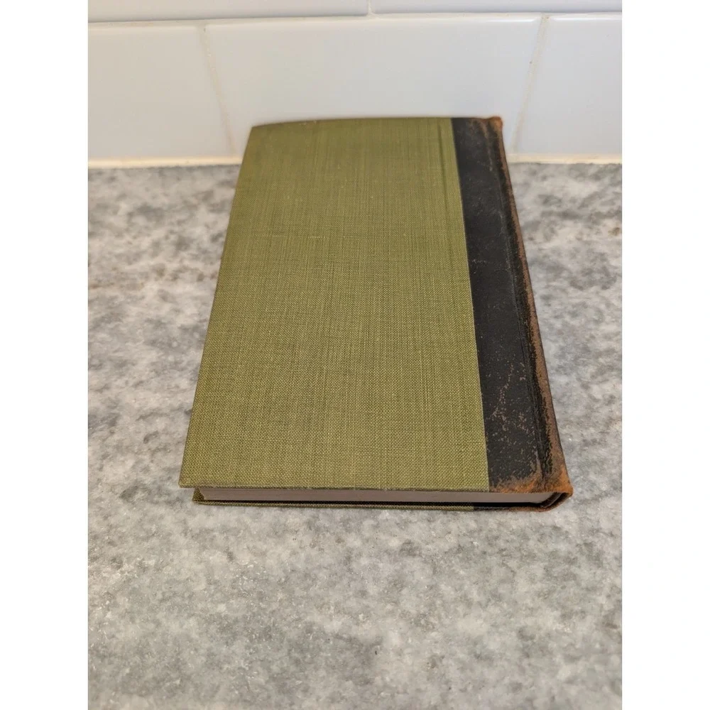 Library Of Valuable‎ Knowledge: Story Of Animal Life Hardcover Book